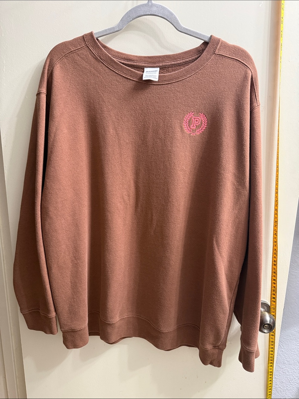 Victoria's Secret Brown Crewneck Sweatshirt with Pink Crest xl